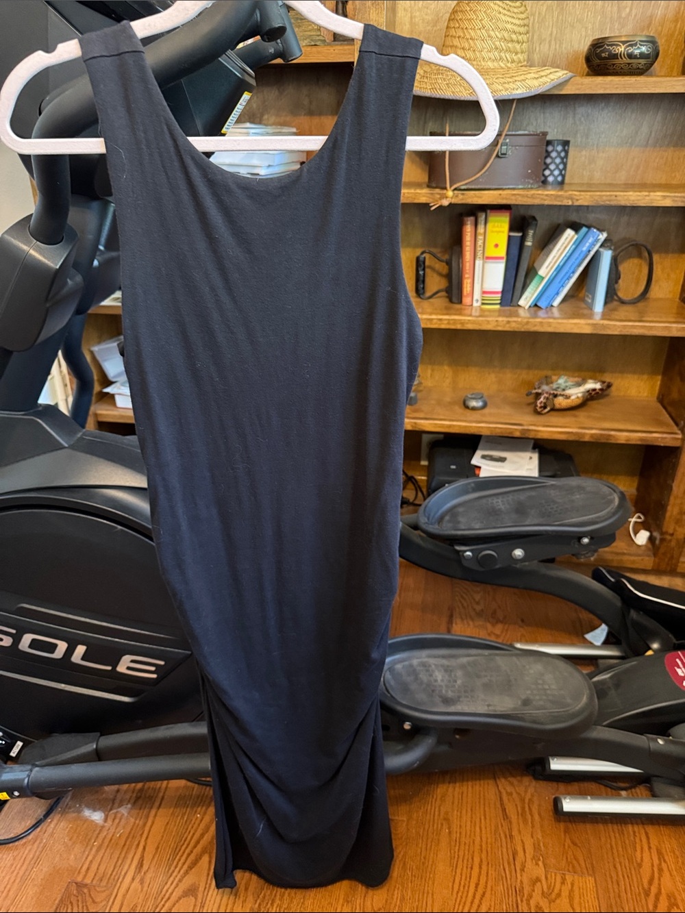 Athleta Classic Black Sleeveless Midi Dress Sz M